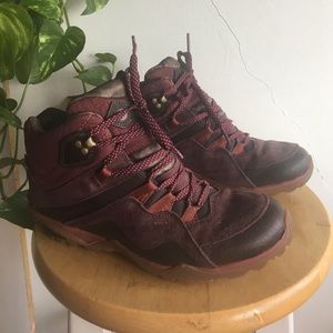 Merrell Hiking Boots Sz 7